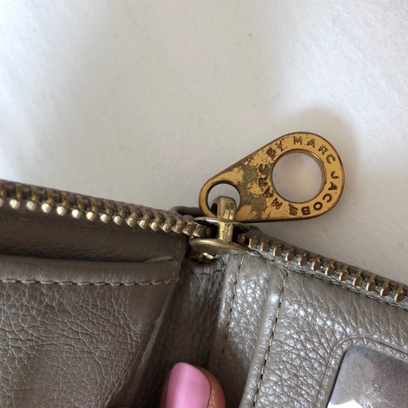 Marc Jacobs Wallet - Picture 3 of 7